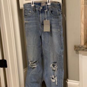 Everlane boyfriend jeans, size 28